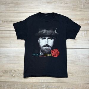 Zac Brown band tee size L🔥